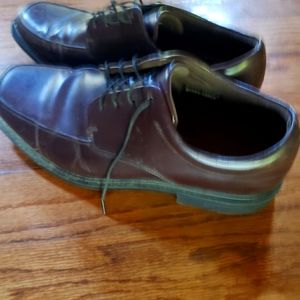 Mens dress shoes
